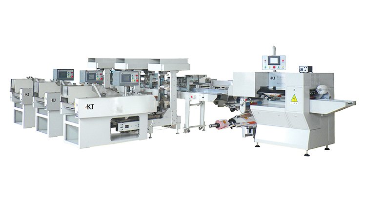 Full-automatic packaging machine with 3 scale